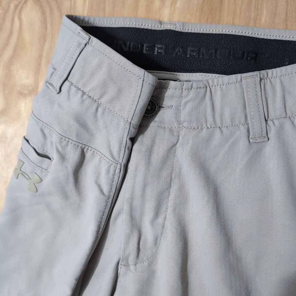 Under Armour Stretch Pants Mens 32x30 Match Play Golf Pants Beige Flat Front